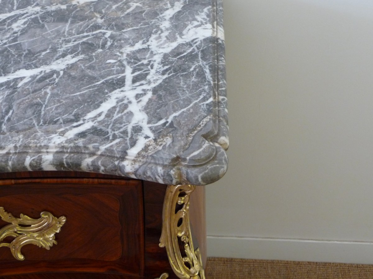 Commode Tombeau  Estampillée L. Boudin d'époque Louis XV-photo-6