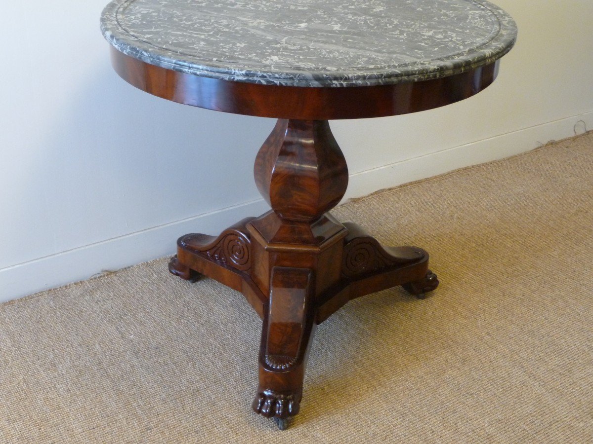 Cuban Mahogany Pedestal Table, Restoration Period