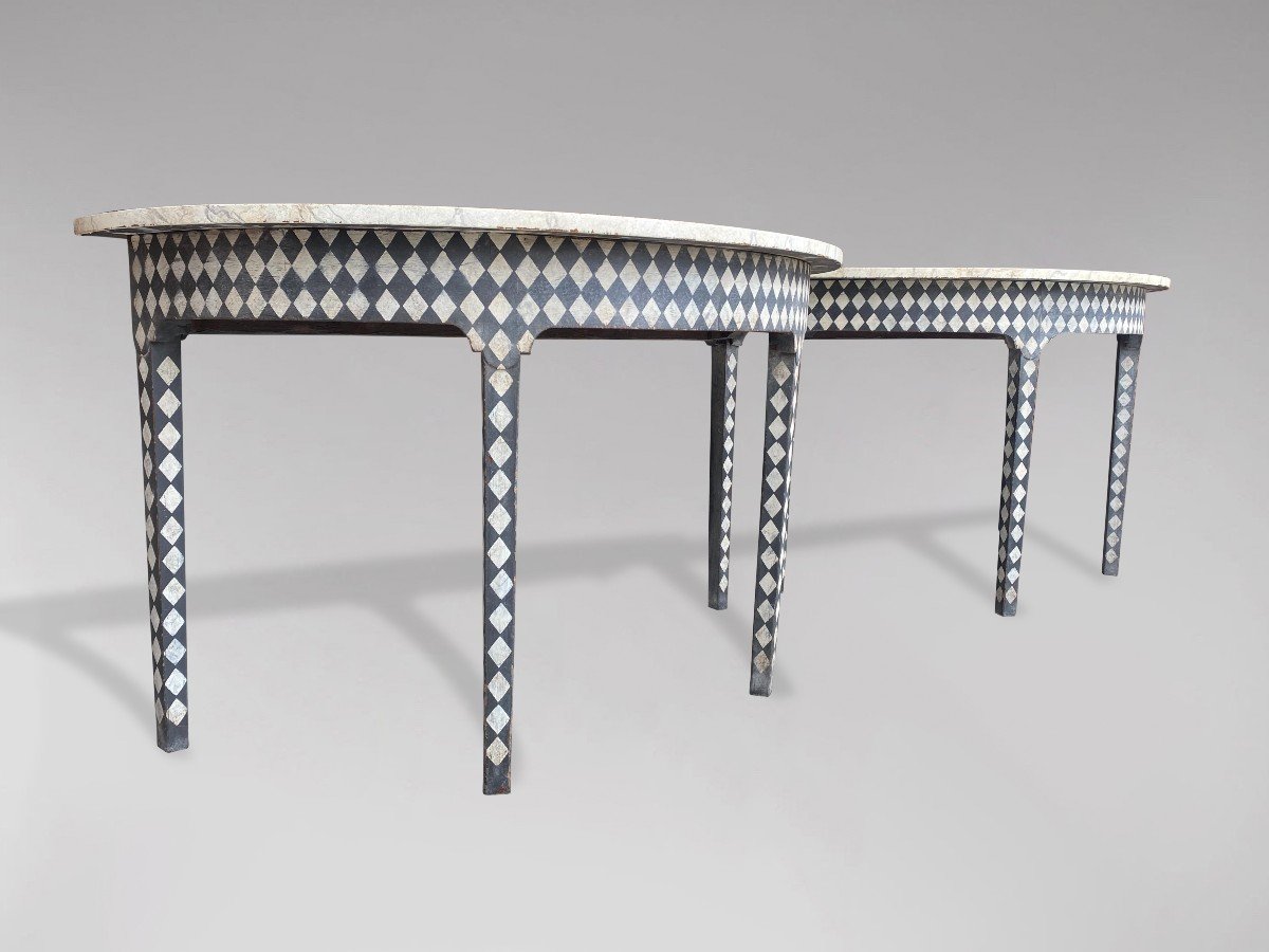 19ème Siècle, Paire De Consoles Demi Lune Peintes -photo-1