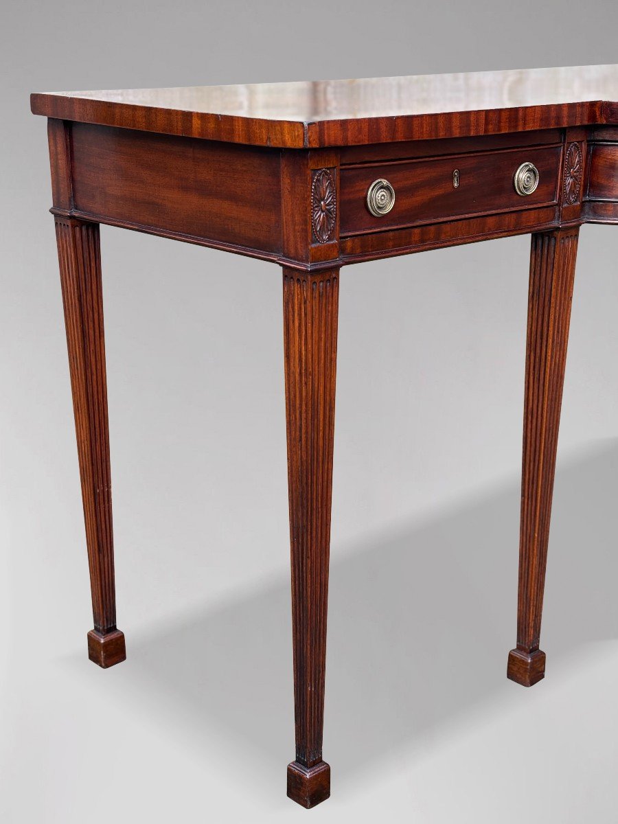 Early 19th Century George III Period Mahogany Sideboard-photo-3