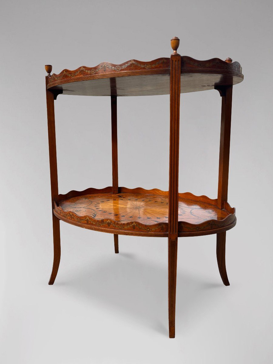Table Etagère Ovale en Marqueterie de la Période Édouardienne -photo-2