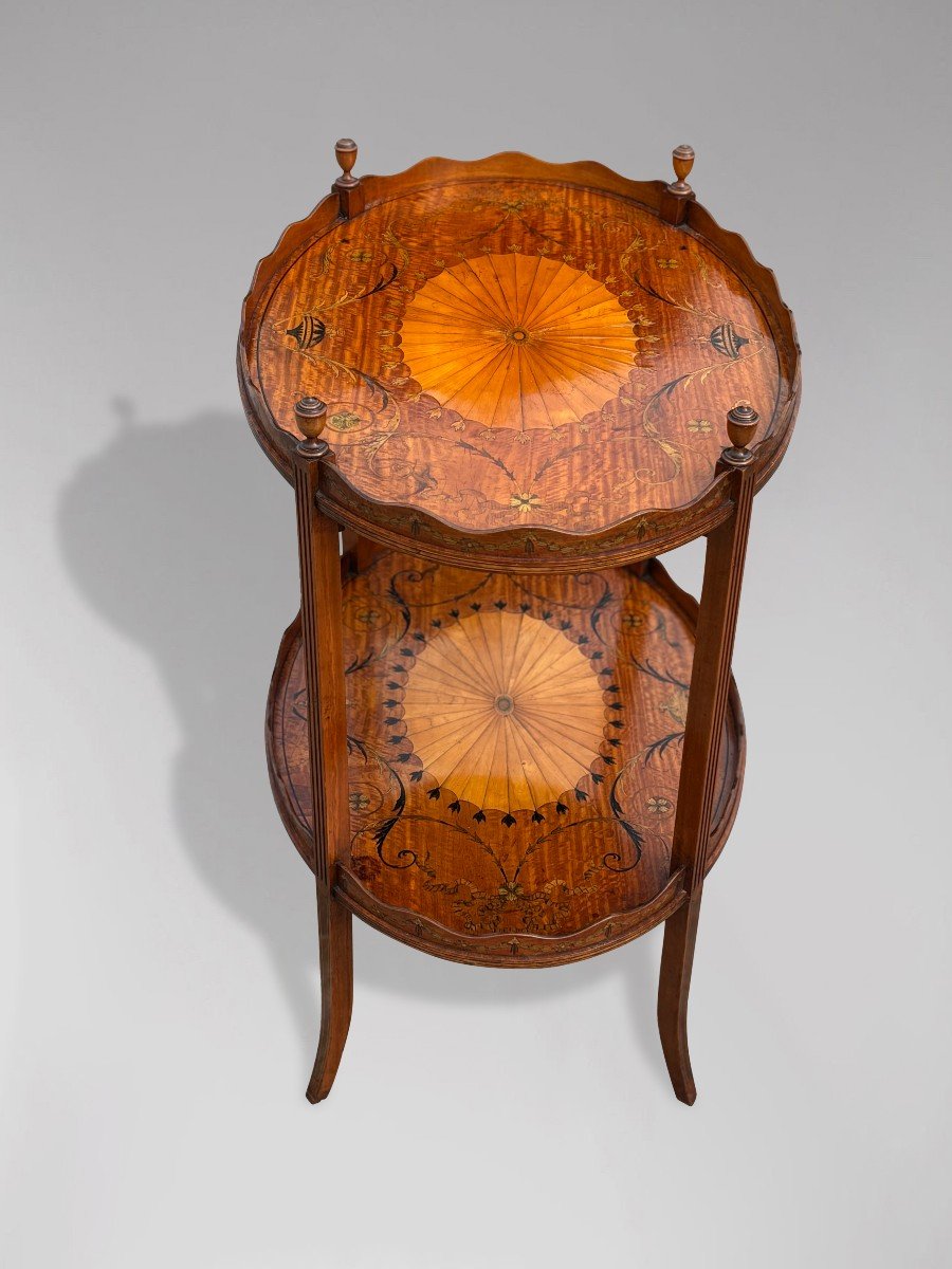 Table Etagère Ovale en Marqueterie de la Période Édouardienne -photo-3