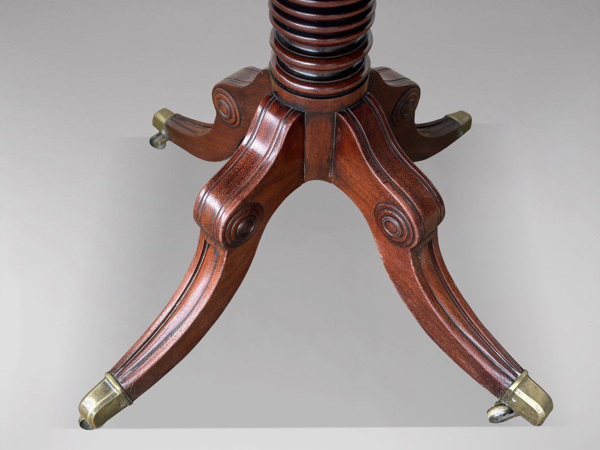 18th Century George III Period Mahogany Twin-pillar Dining Table-photo-2