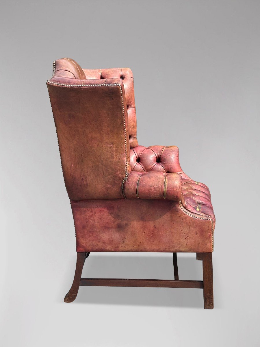 19ème Siècle, Fauteuil à Boutons Complets en Cuir Rouge Intouché -photo-3