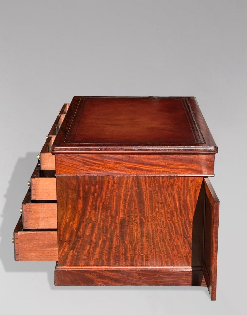 19th Century Mahogany Partners Desk Stamped By Holland & Sons-photo-3