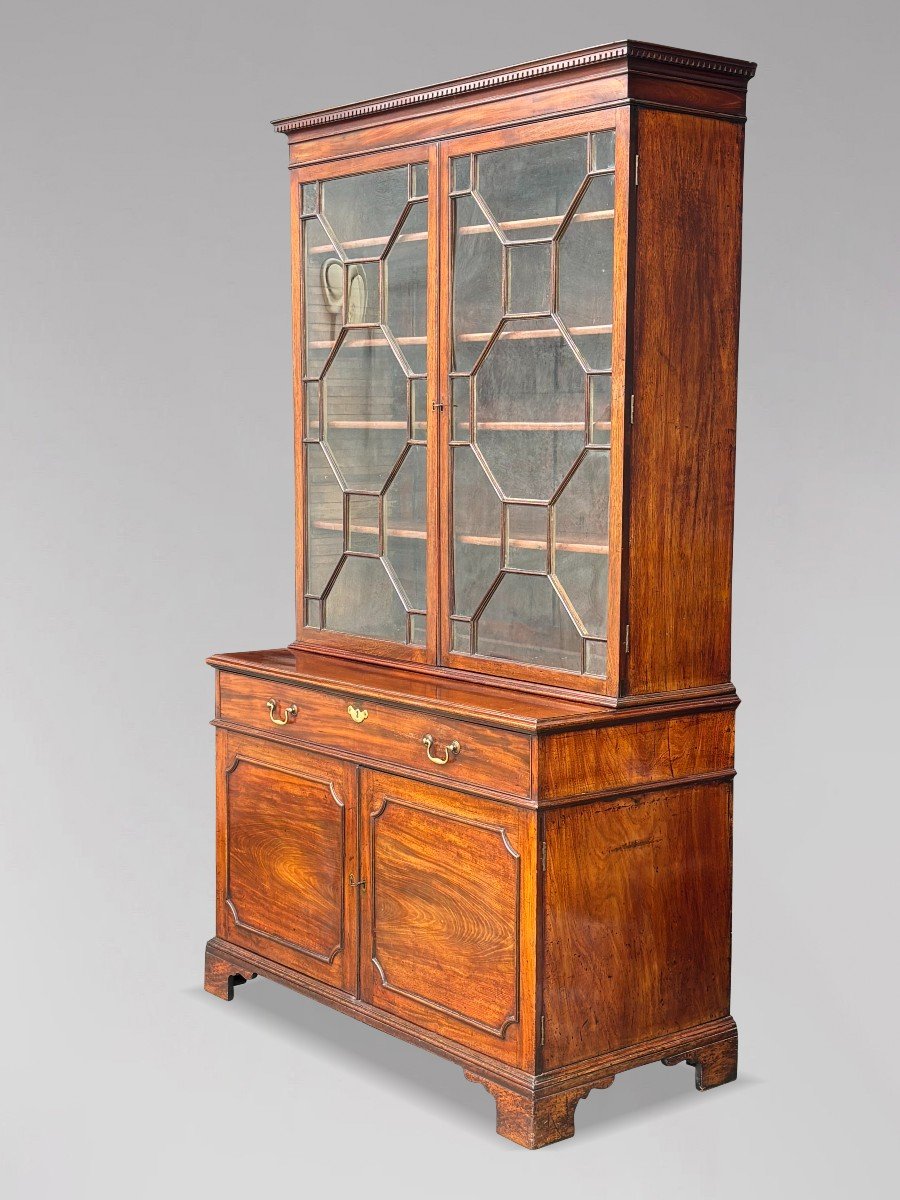 18th Century George III Period Mahogany Secretary Bookcase-photo-2