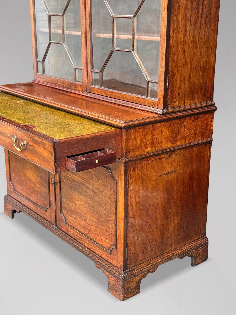 18th Century George III Period Mahogany Secretary Bookcase-photo-4