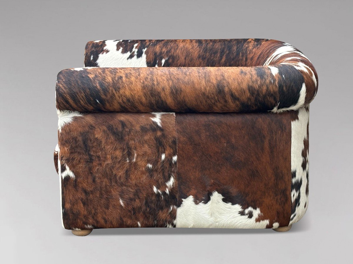 Oversized Italian Brown & White Cow Fur Leather Lounge Armchair-photo-2