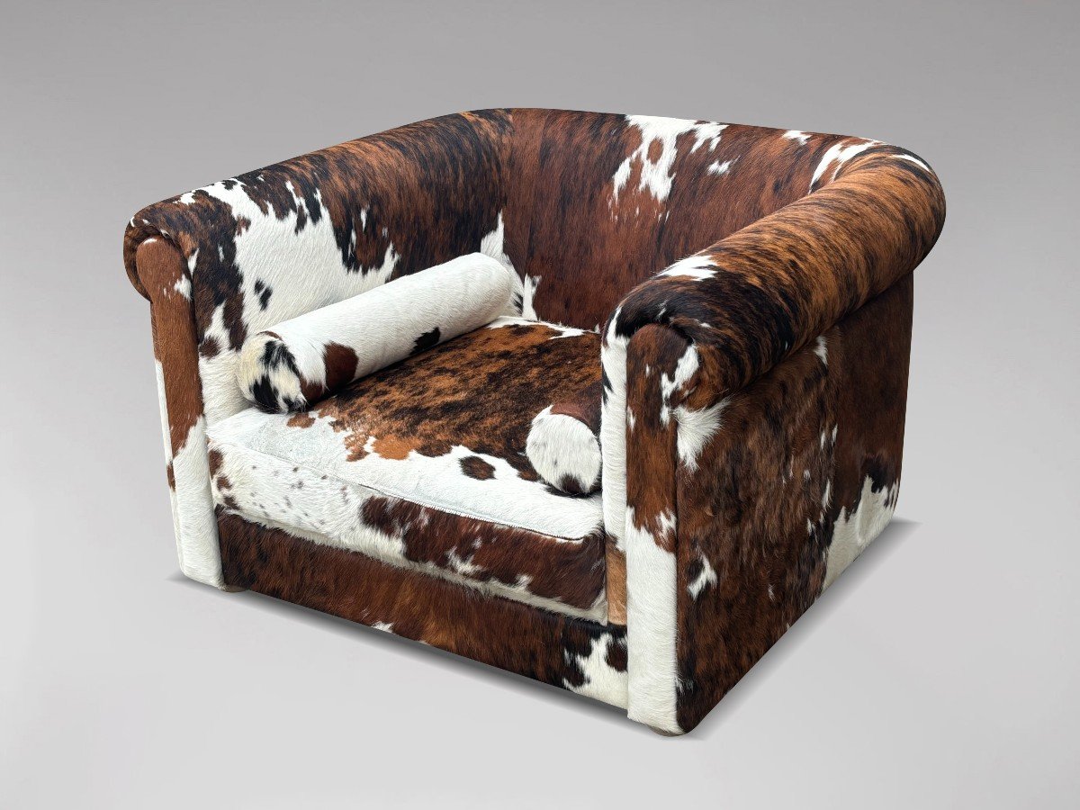 Oversized Italian Brown & White Cow Fur Leather Lounge Armchair-photo-3