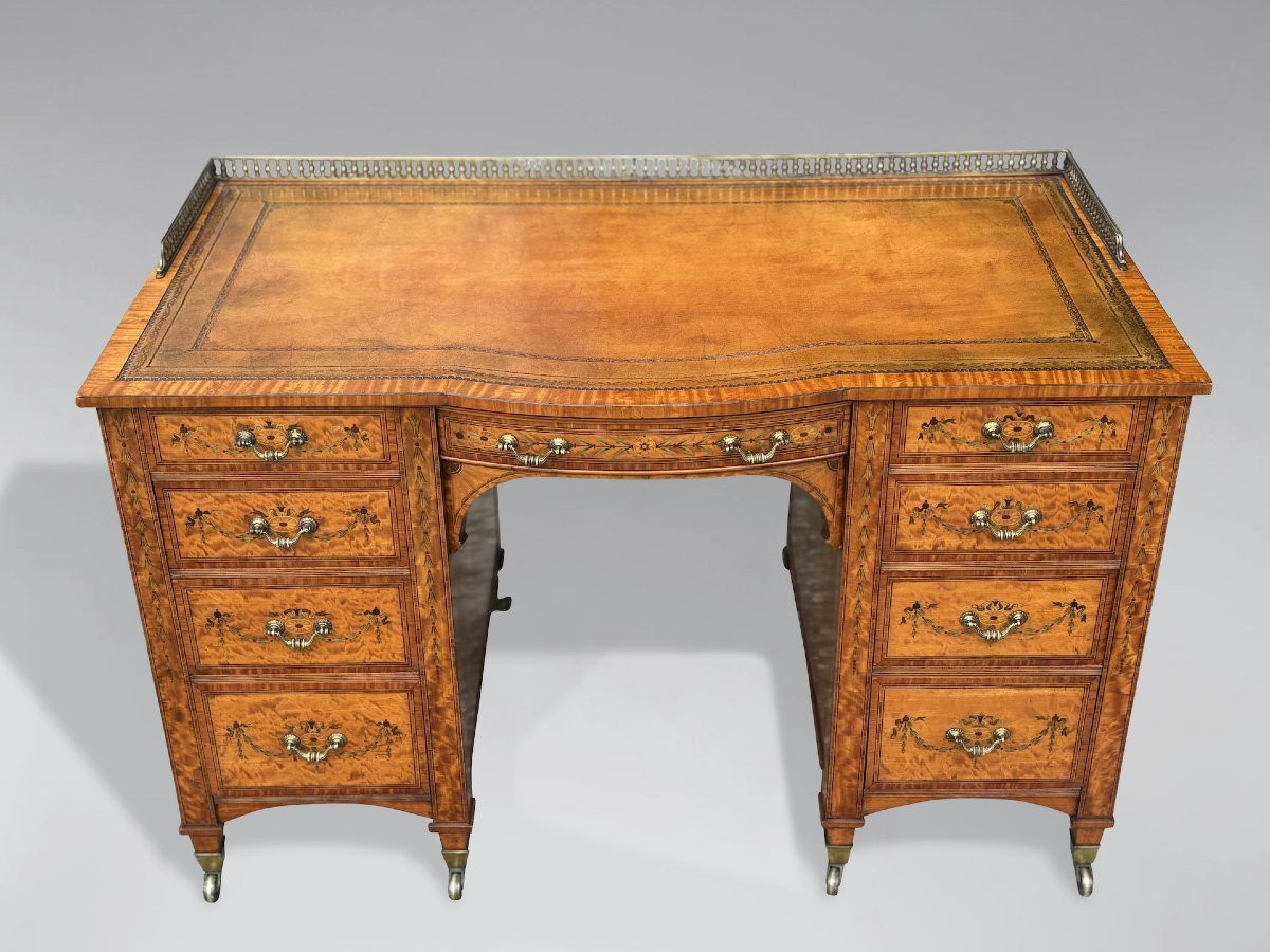 19ème Siècle, Bureau en Bois de Satin et Marqueterie Estampillé de Gillows-photo-2