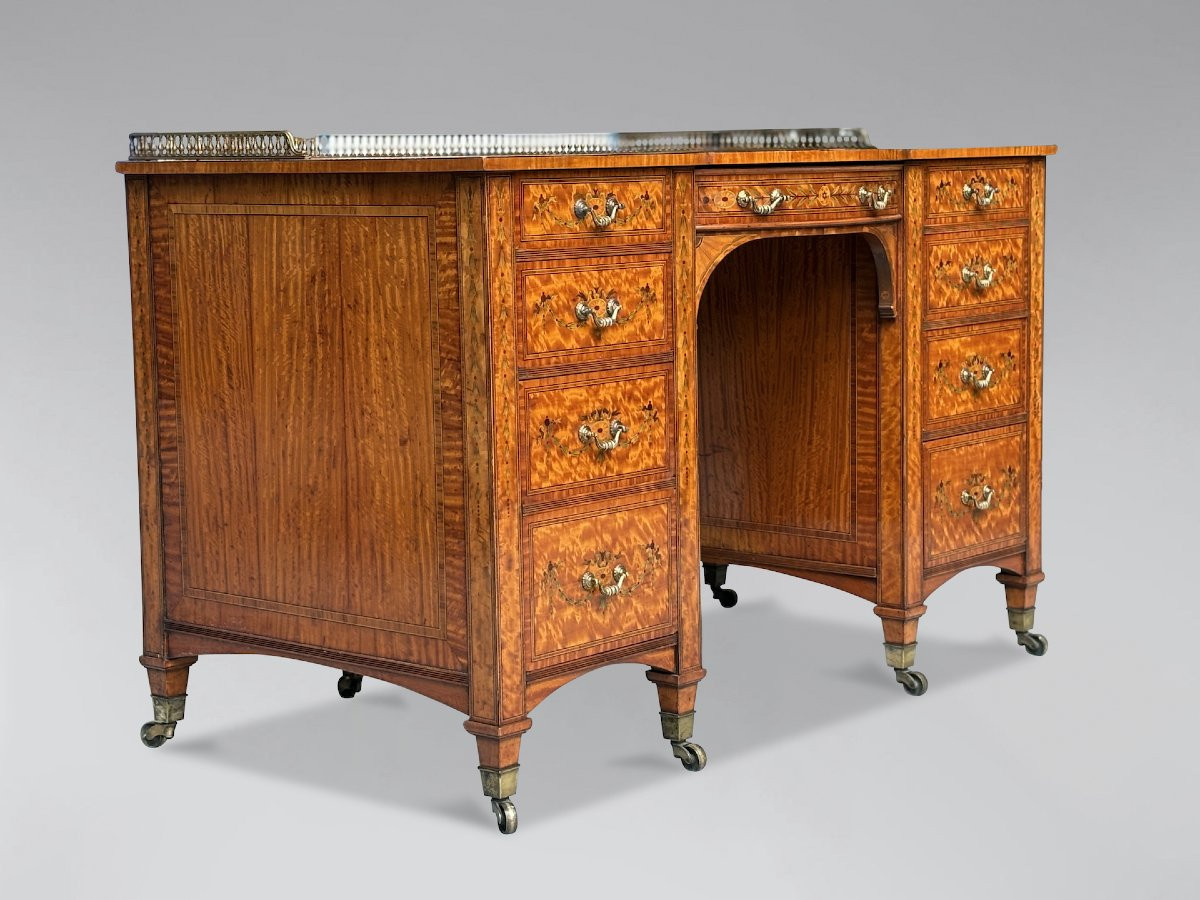 19ème Siècle, Bureau en Bois de Satin et Marqueterie Estampillé de Gillows-photo-4