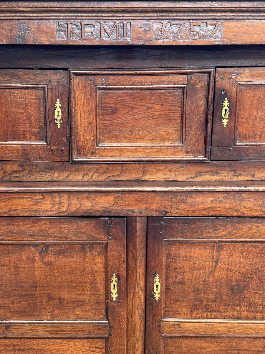 18th Century English Elm Court Cupboard-photo-4
