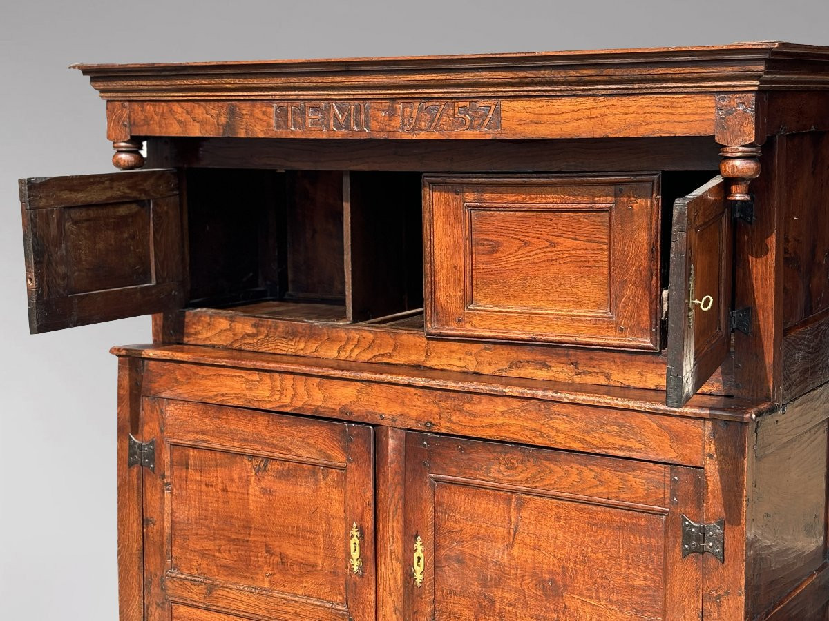 18th Century English Elm Court Cupboard-photo-4