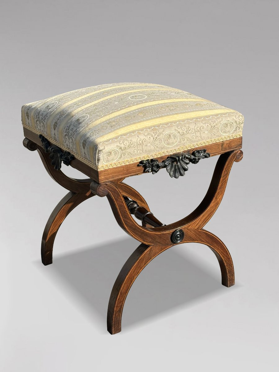 Début du 19ème Siècle, Paire de Tabourets en Acajou et Marqueterie d'Èpoque Régence-photo-1