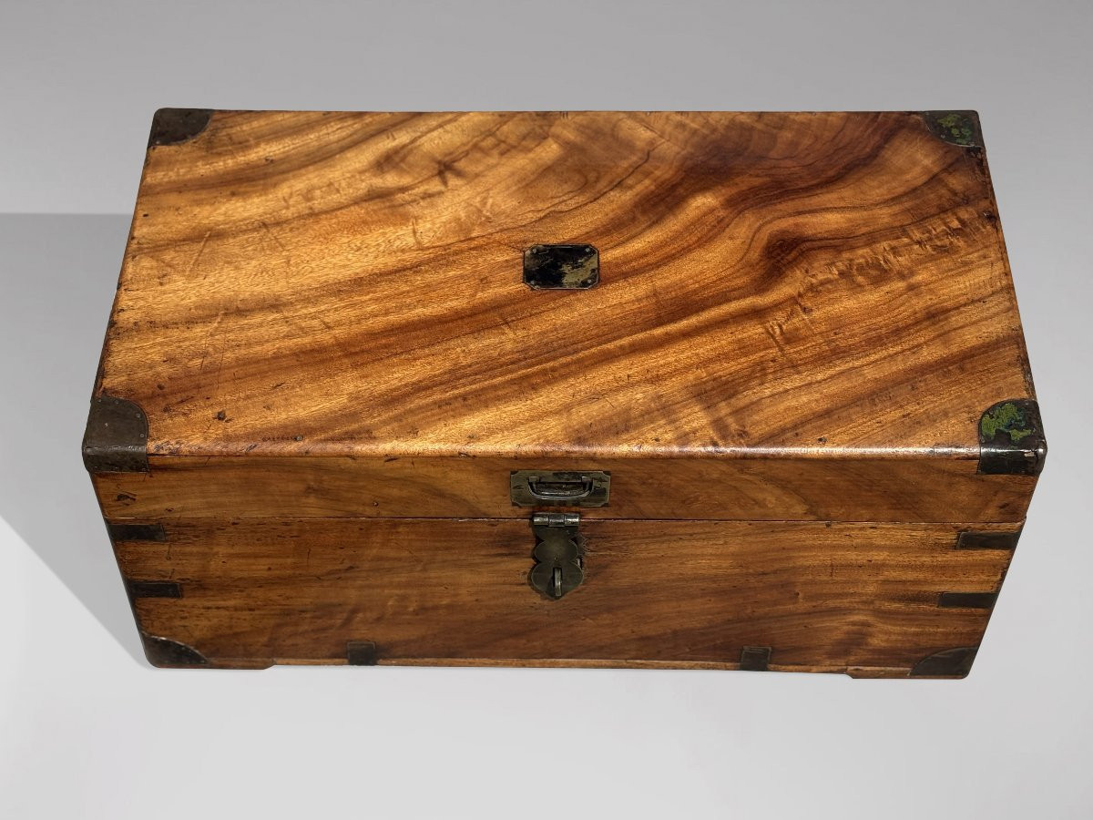 Mid 19th Century Camphor Wood Traveling Trunk-photo-3