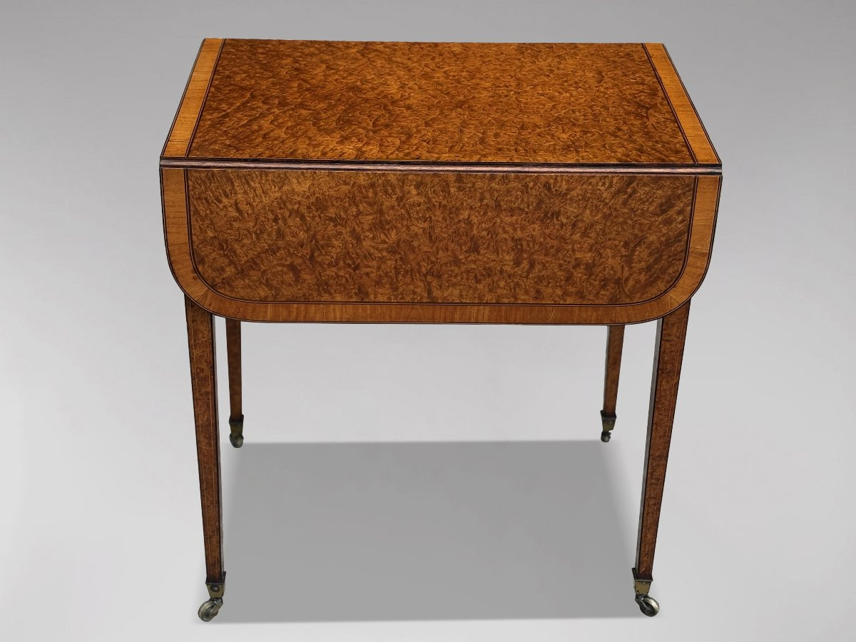18ème Siècle, Table Pembroke en Amboine et Bois de Satin, Époque Sheraton-photo-3