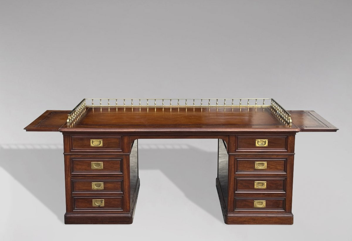 19th Century Victorian Period Mahogany Campaign Desk-photo-3
