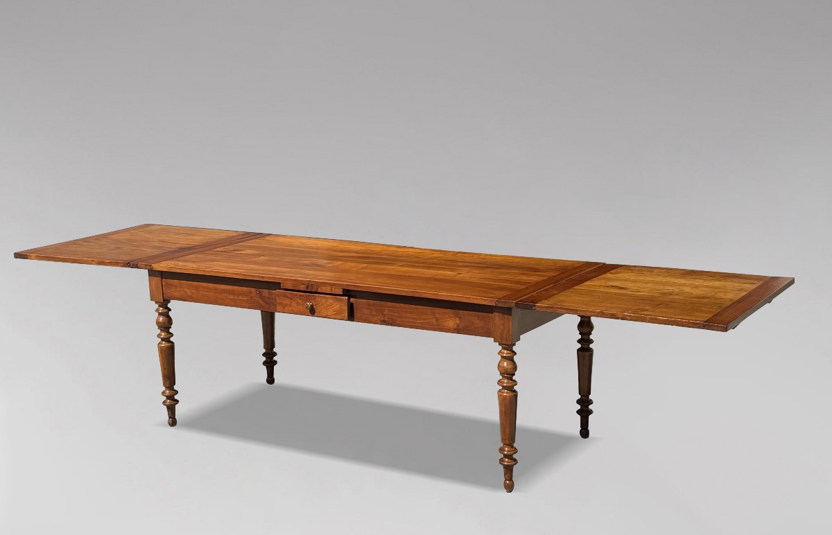 19th Century French Fruitwood Farmhouse Draw Leaf Dining Table