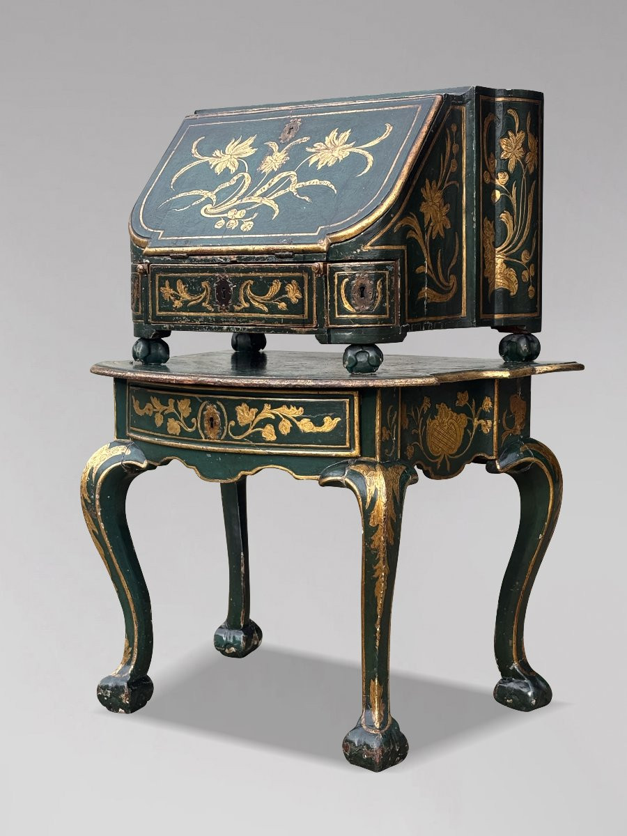 18th Century Venetian Painted Traveling Bureau On Table-photo-2