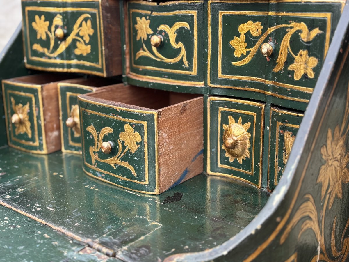 18th Century Venetian Painted Traveling Bureau On Table-photo-1