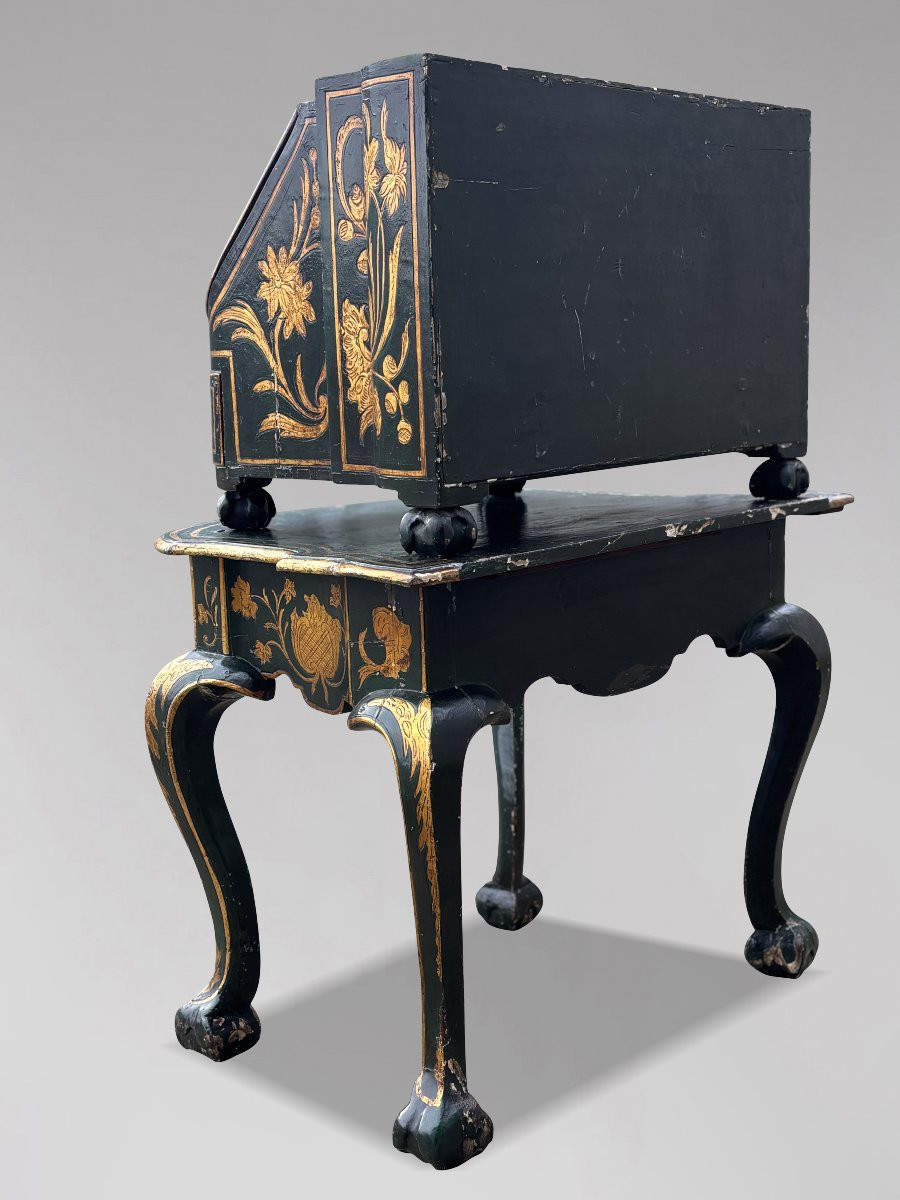 18th Century Venetian Painted Traveling Bureau On Table-photo-4