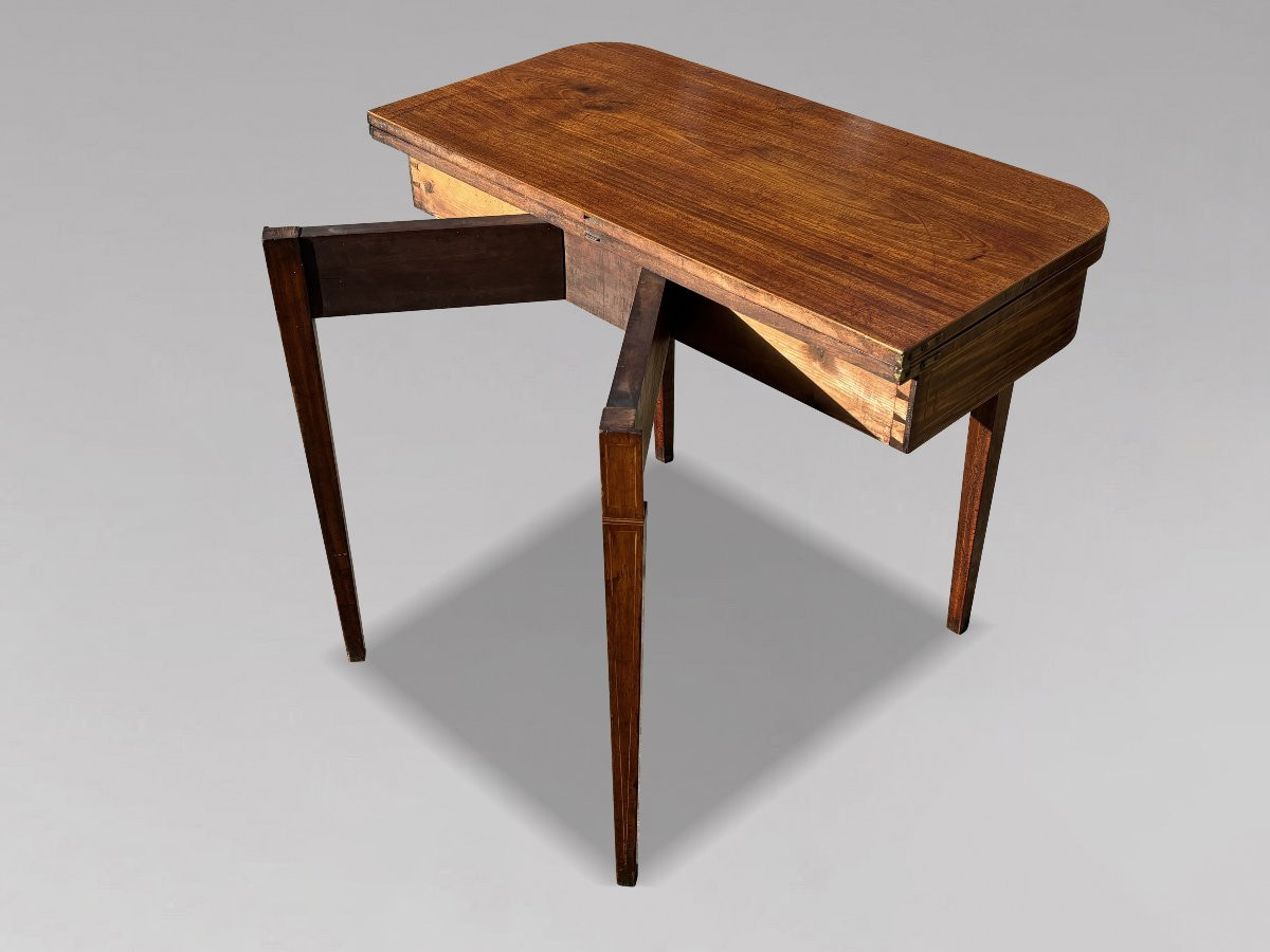 18th Century George III Period Mahogany Satinwood Inlay Fold-over Tea Table-photo-4