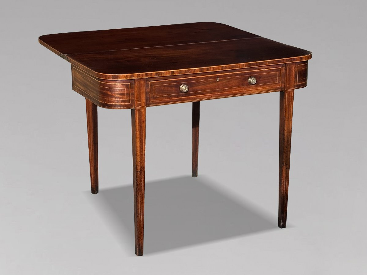 18th Century George III Period Mahogany Satinwood Inlay Fold-over Tea Table-photo-8