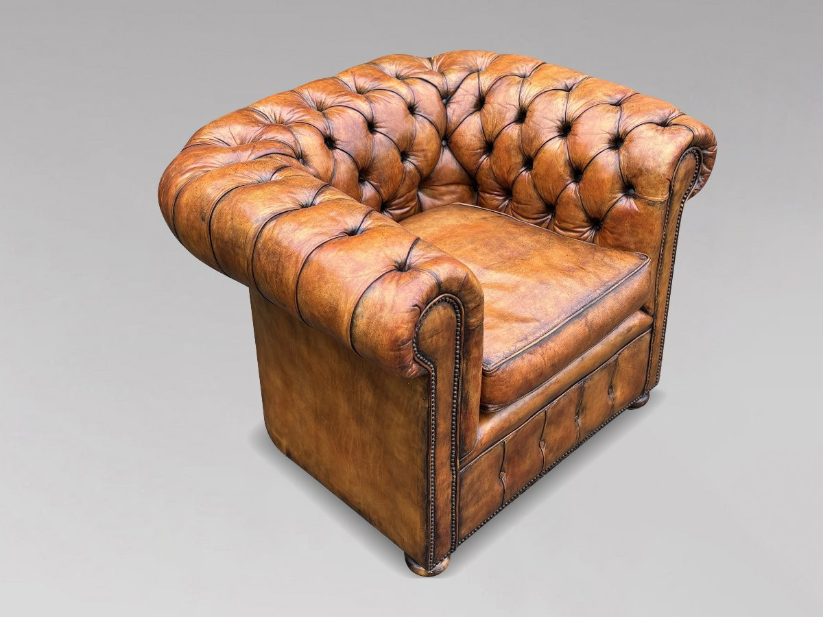 19ème Siècle, Paire de Fauteuils Club Chesterfield en cuir -photo-1