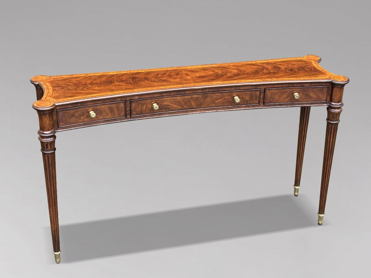 1980's Quality Walnut Inlaid Console Table By Brights Of Nettlebed-photo-2
