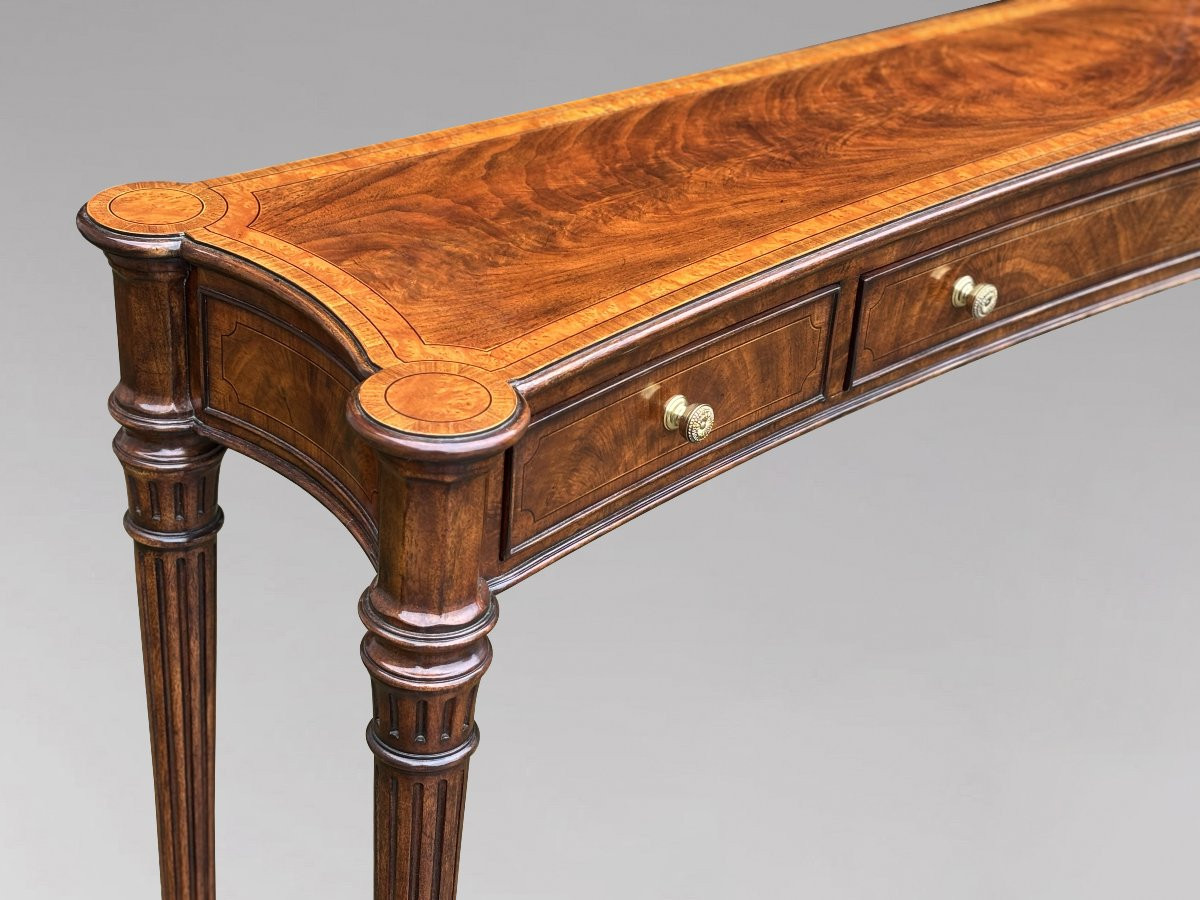 1980's Quality Walnut Inlaid Console Table By Brights Of Nettlebed-photo-3