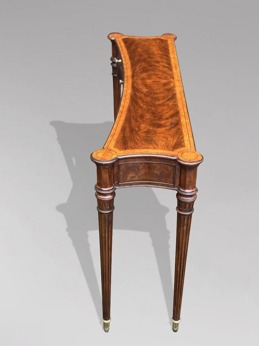 1980's Quality Walnut Inlaid Console Table By Brights Of Nettlebed-photo-2