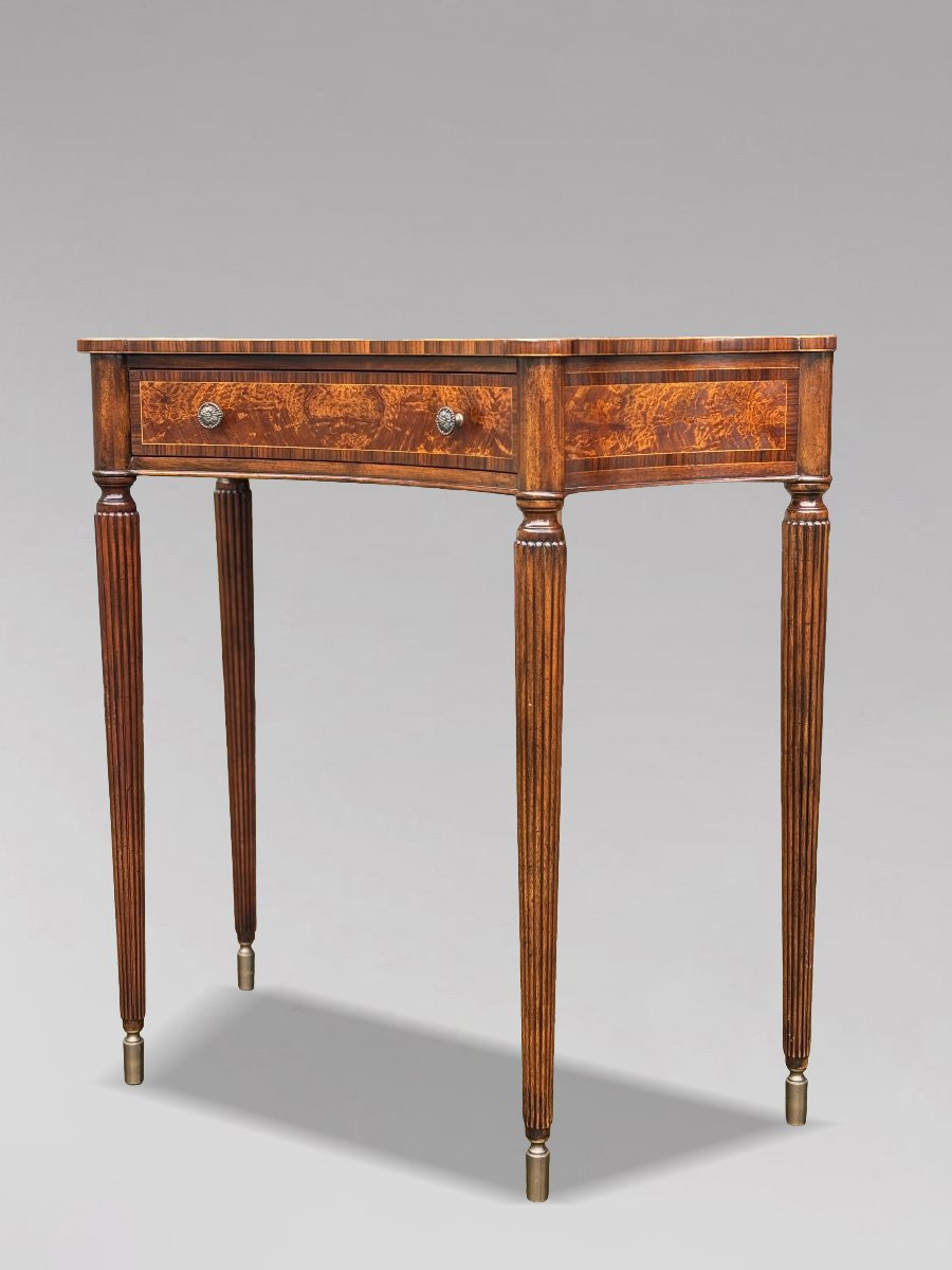 Console en Noyer de Qualité à Incrustations, par Brights of Nettlebed, vers 1980-photo-1