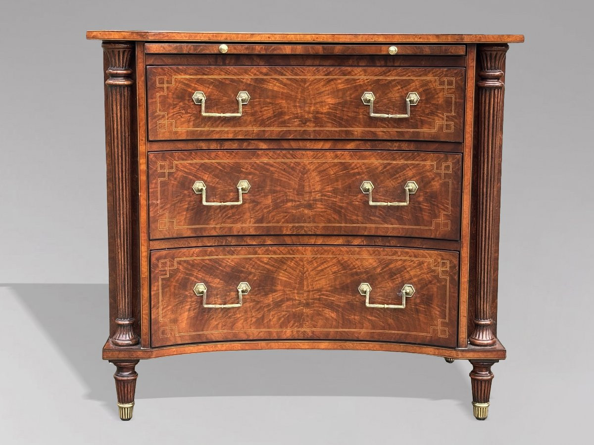 1980's Quality Walnut Inlaid Dresser By Brights Of Nettlebed-photo-3