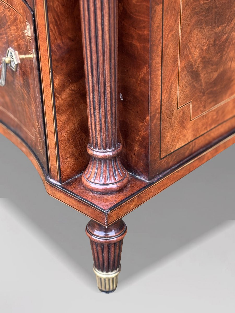 1980's Quality Walnut Inlaid Dresser By Brights Of Nettlebed-photo-2