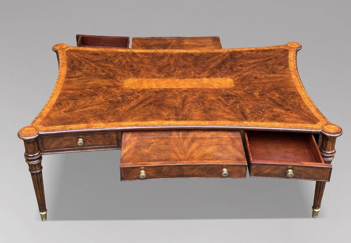 1980's Quality Walnut Inlaid Coffee Table By Brights Of Nettlebed-photo-3