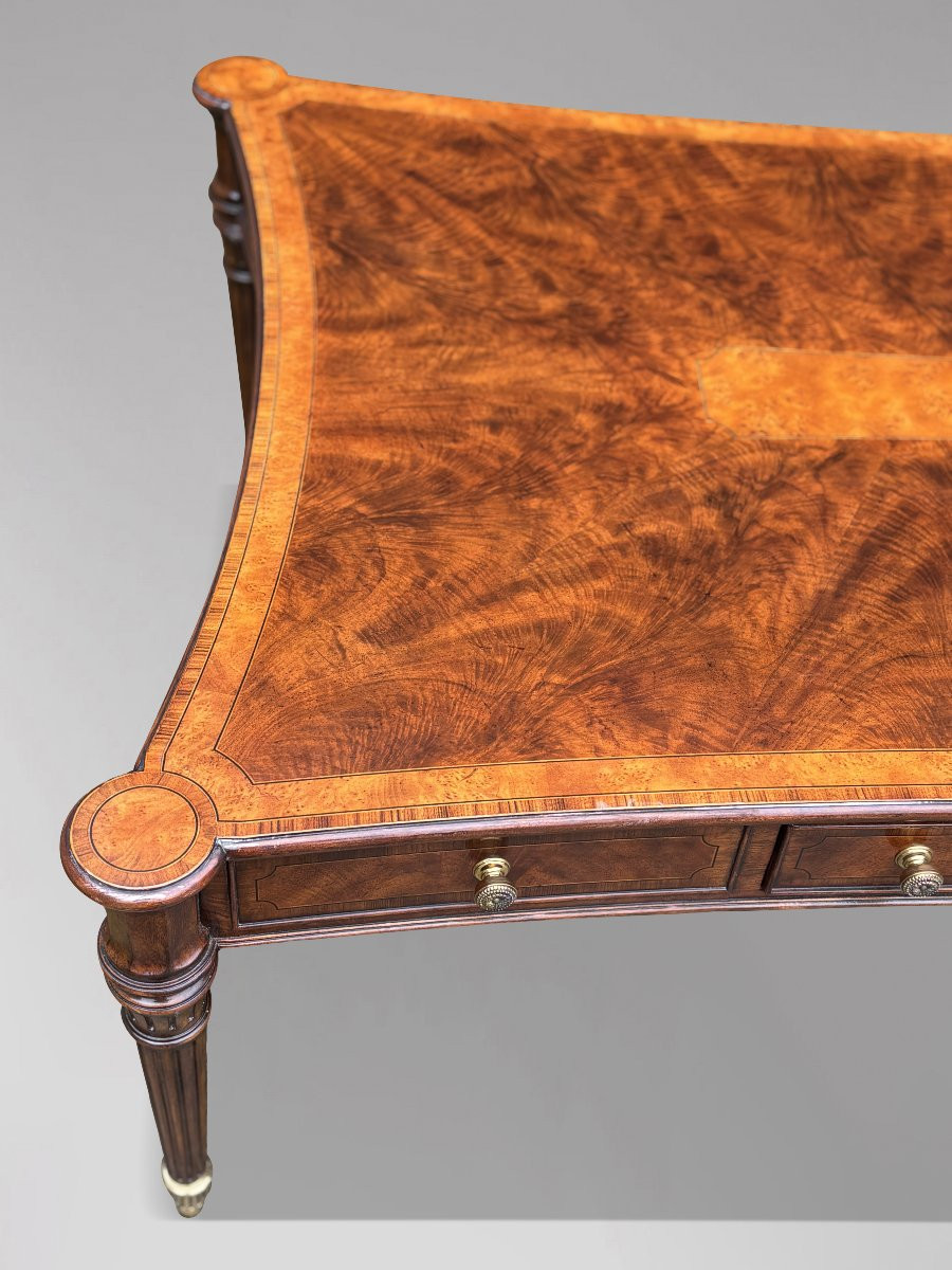 1980's Quality Walnut Inlaid Coffee Table By Brights Of Nettlebed-photo-2