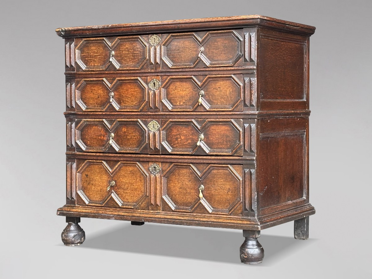 17ème Siècle, Commode Géométrique en Chêne d’Époque Charles II