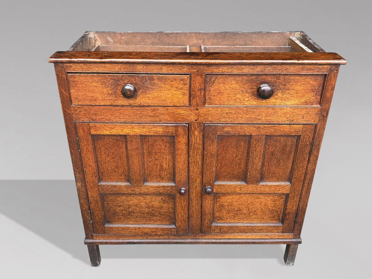 18th Century Georgian Oak Court Cupboard-photo-1