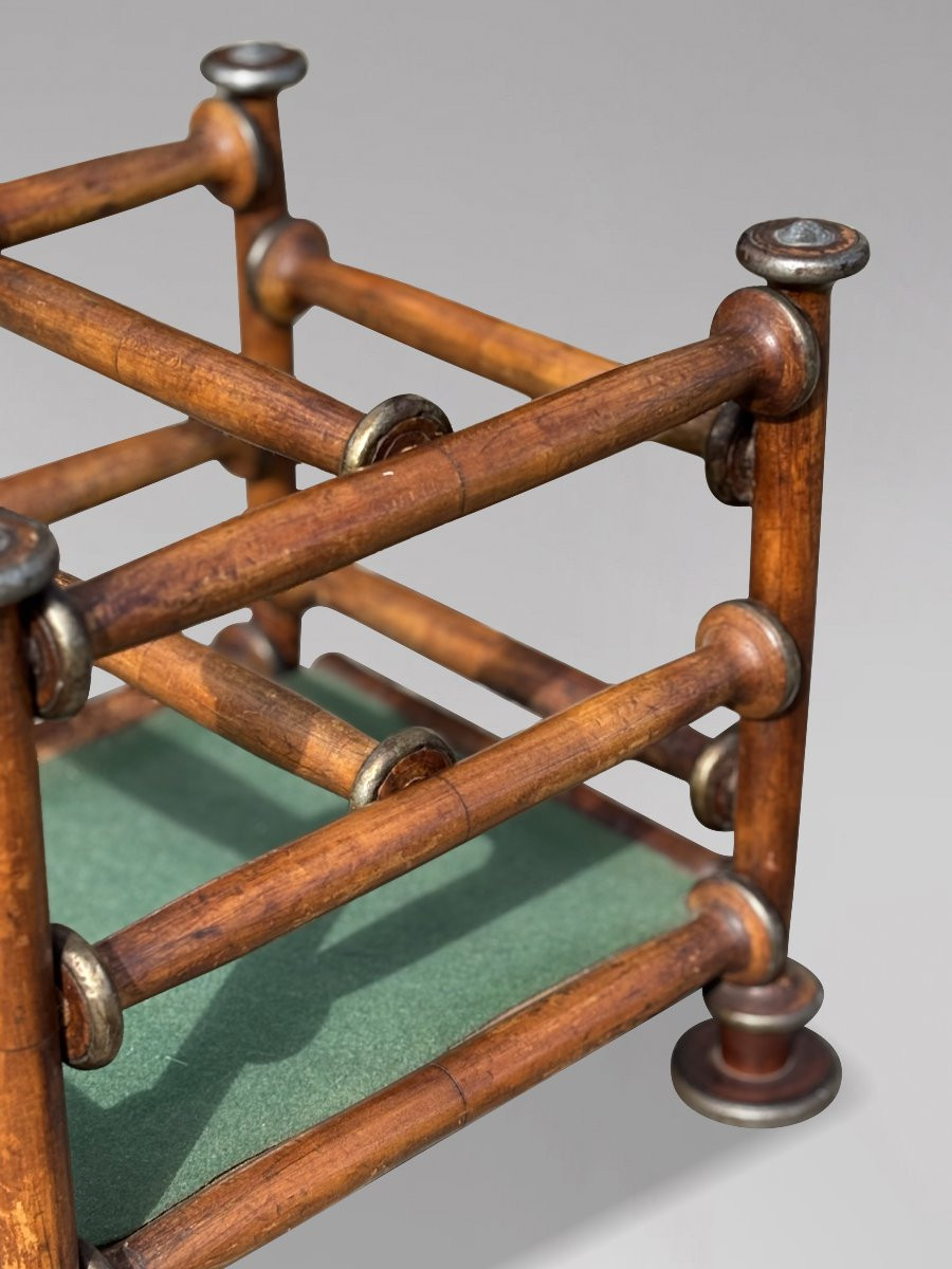 Fin 19ème Siècle, Porte-Revues à Barreaux en Noyer-photo-1