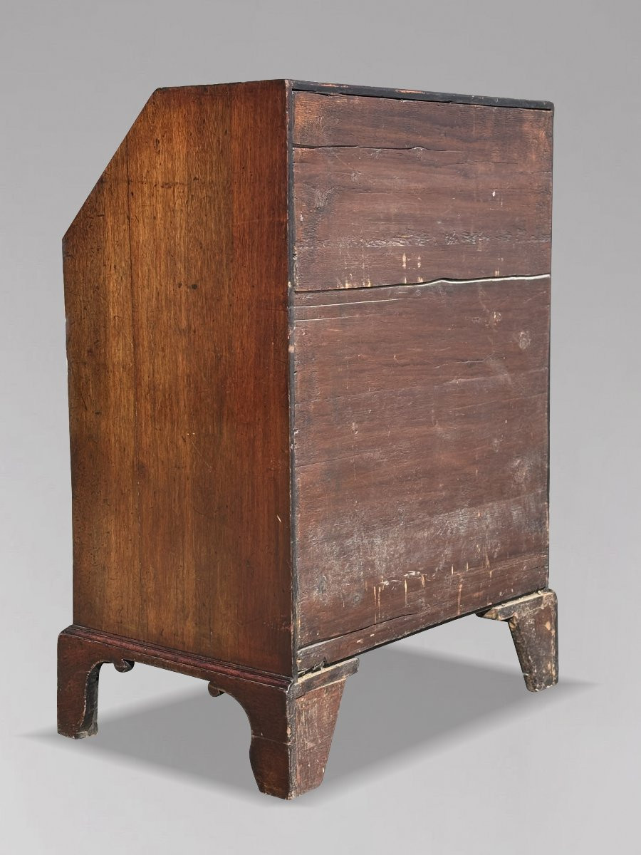 Diminutive 18th Century George III Period Mahogany Desk-photo-1