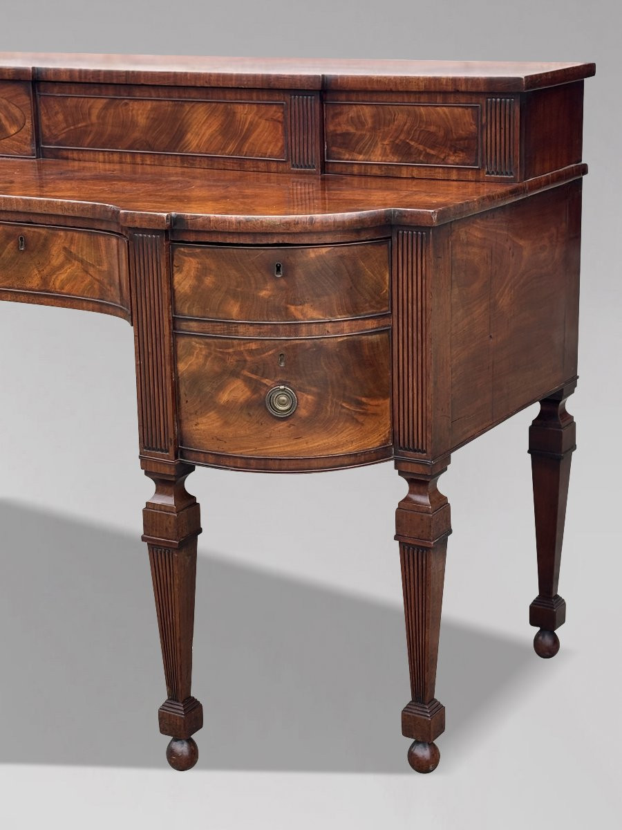 Imposing 18th Century George III Period Mahogany Sideboard-photo-4
