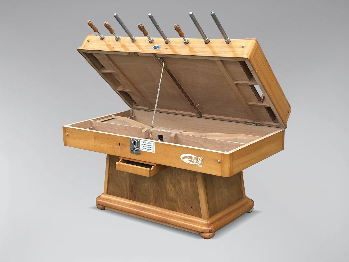  1980s Spanish Foosball Kicker Table-photo-3