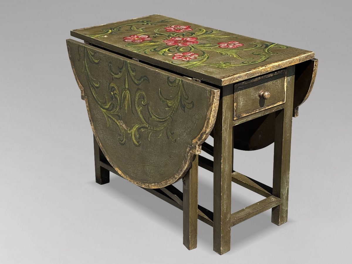 Early 20th Century Italian Green Painted Drop-leaf Dining Table-photo-4