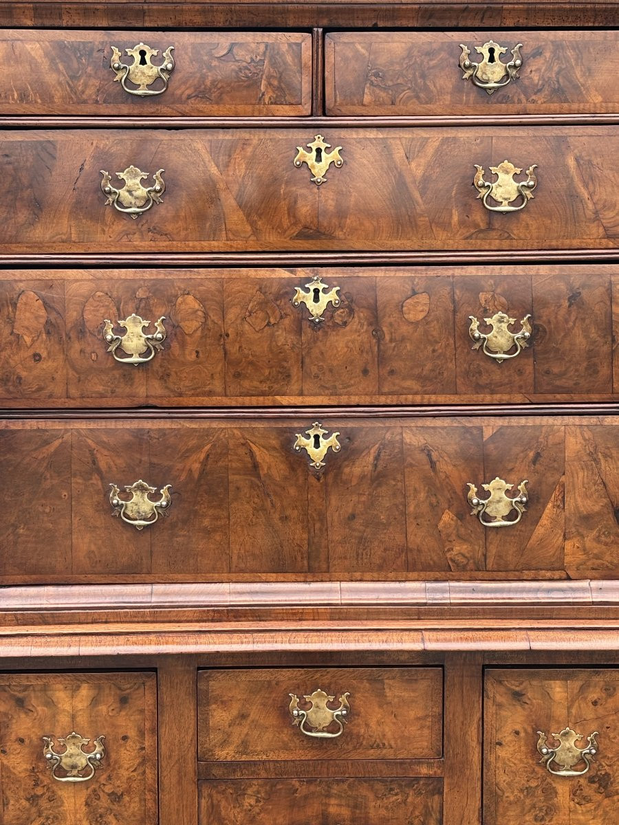 Early 18th Century Queen Anne Period Burr Walnut Chest-on-stand-photo-3