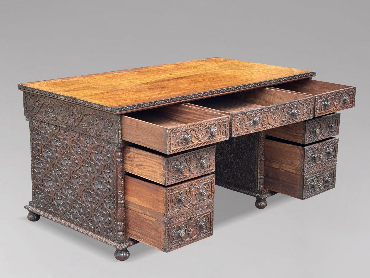 19ème Siècle, Bureau Anglo-Indien en Padouk Sculpté-photo-4