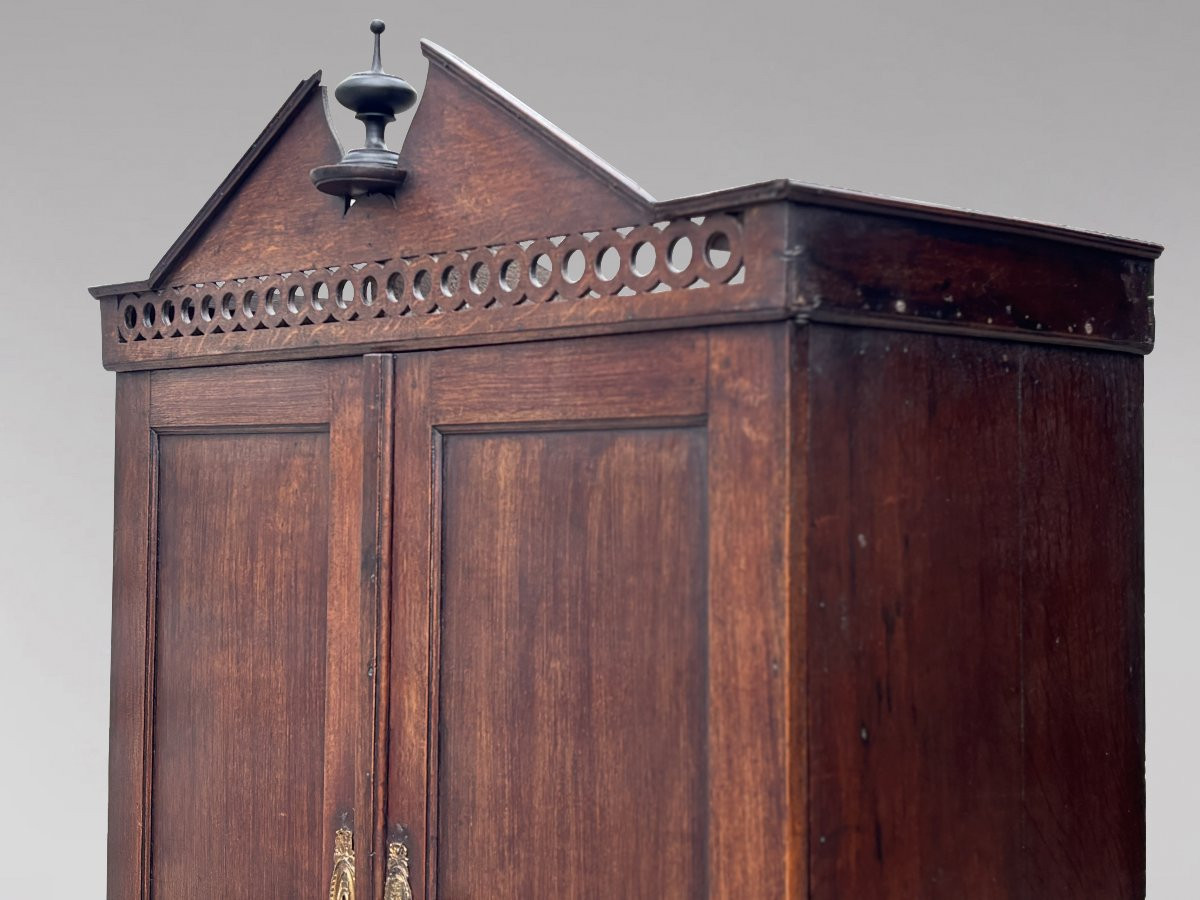 18th Century George III Period Oak Housekeeper's Cupboard-photo-8