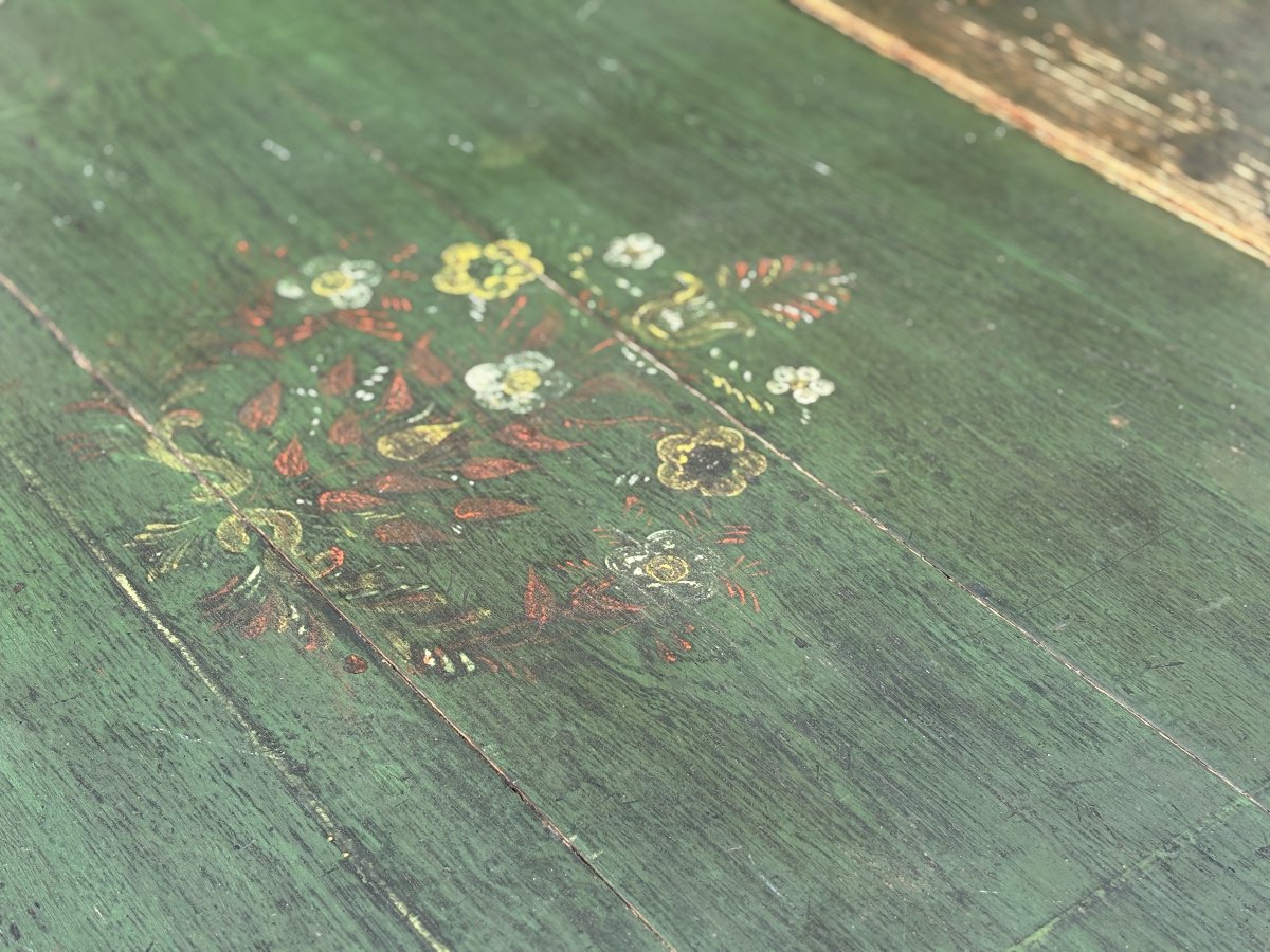 19th Century Swedish Green Painted Top Drop-leaf Dining Table-photo-2