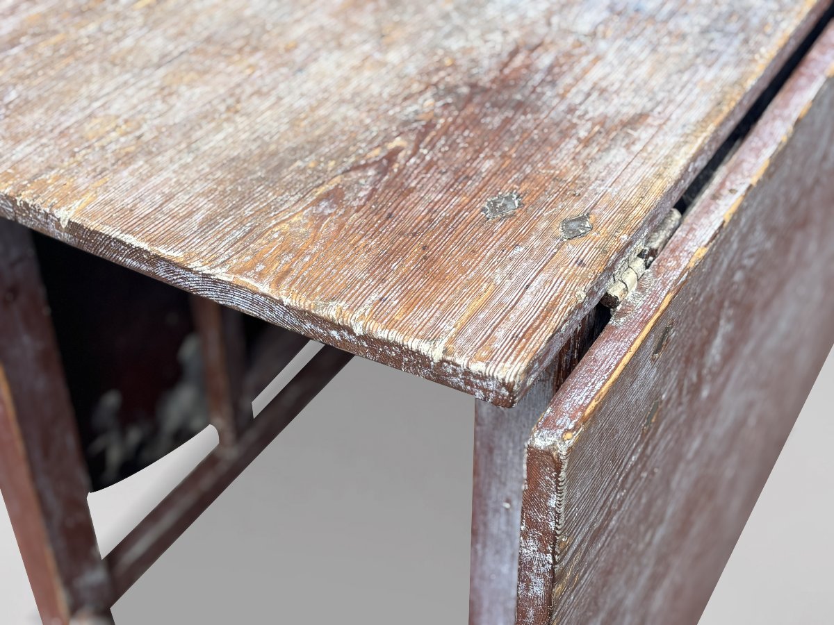 Early 19th-century Swedish Painted Drop-leaf Dining Table-photo-7