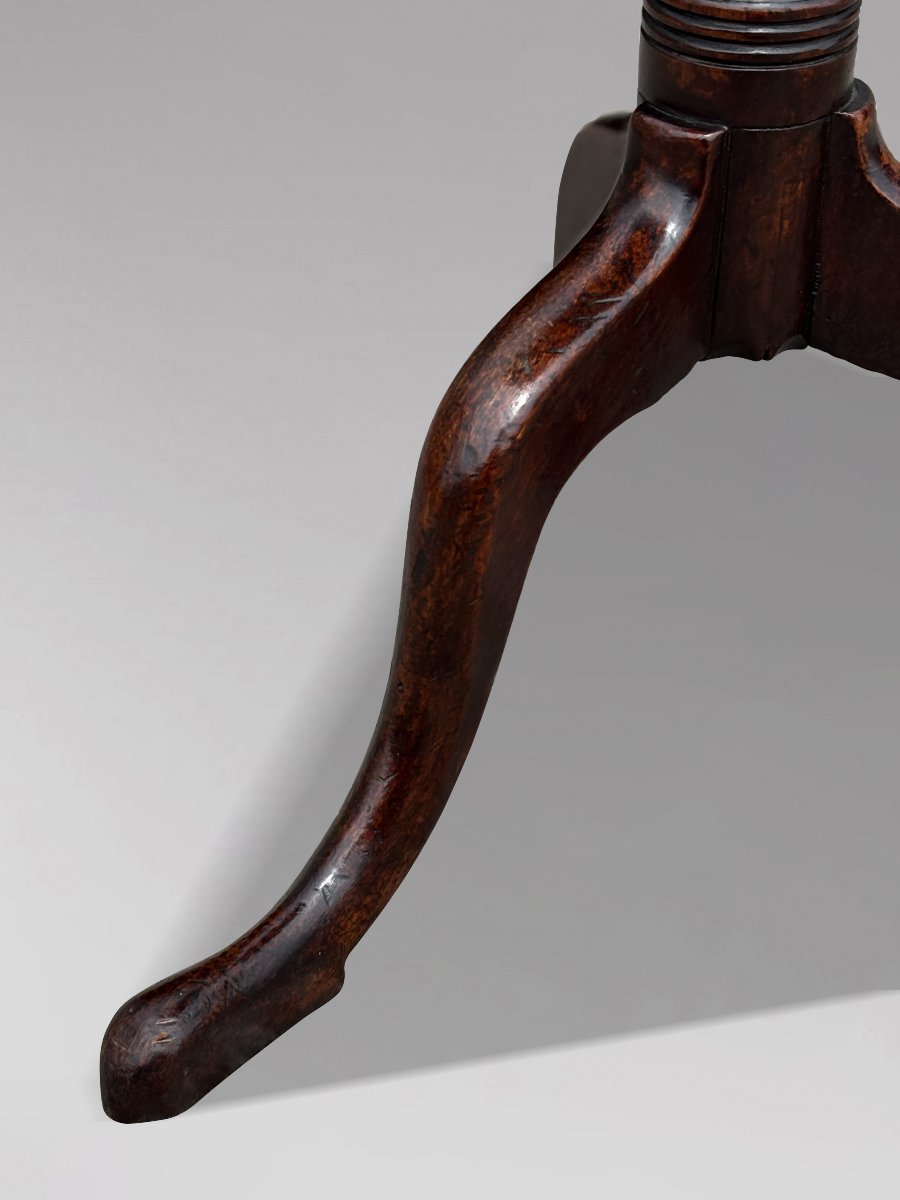 18th-century George III Period Octagonal Mahogany Tripod Table-photo-1