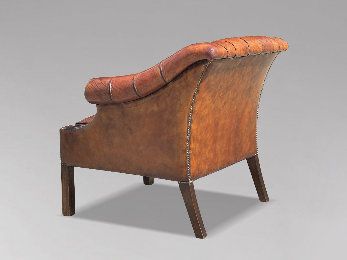 19th-century Victorian Period Brown Leather Club Armchair-photo-2